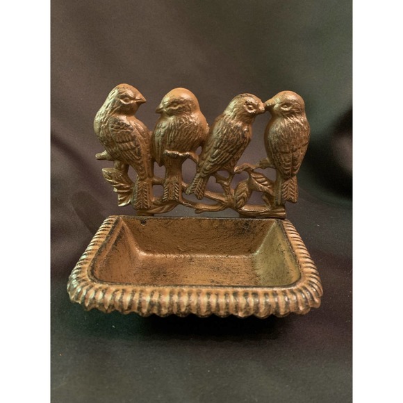 H Rusty looking Cast Iron Wall Mount Bird Feeder Birdbath Soap Dish Patio D… - Picture 1 of 10